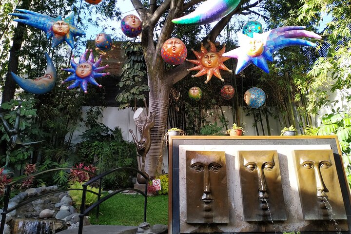 Private Art Pottery Tour: Tlaquepaque, Tonalá, and Clay Workshop