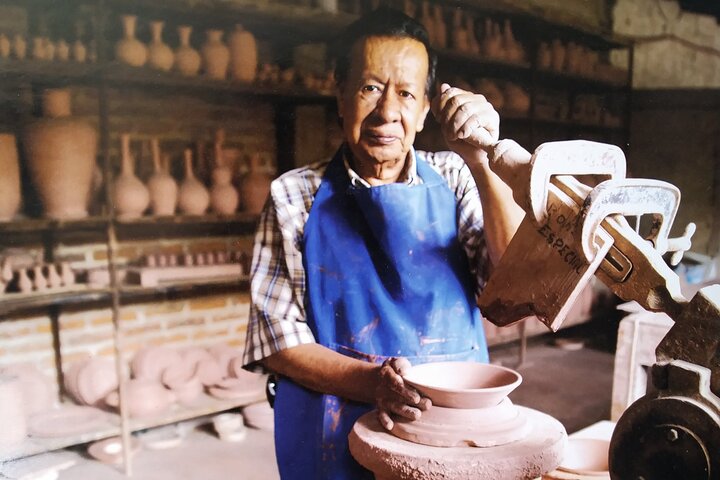 Private Art Pottery Tour: Tlaquepaque, Tonalá, and Clay Workshop