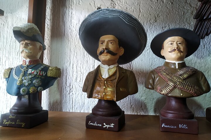 Private Art Pottery Tour: Tlaquepaque, Tonalá, and Clay Workshop