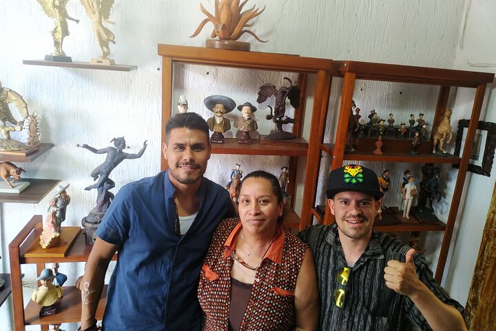 Private Art Pottery Tour: Tlaquepaque, Tonalá, and Clay Workshop