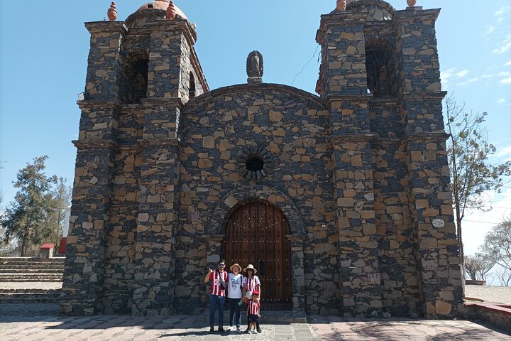 Private Art Pottery Tour: Tlaquepaque, Tonalá, and Clay Workshop