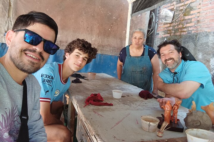 Private Art Pottery Tour: Tlaquepaque, Tonalá, and Clay Workshop