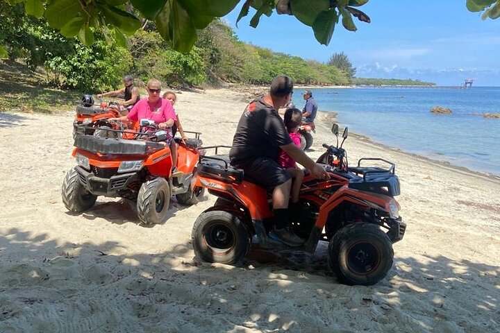 Roatan ATV Jungle Tour, Sloth & Monkeys, Chocolate & Rum Tasting