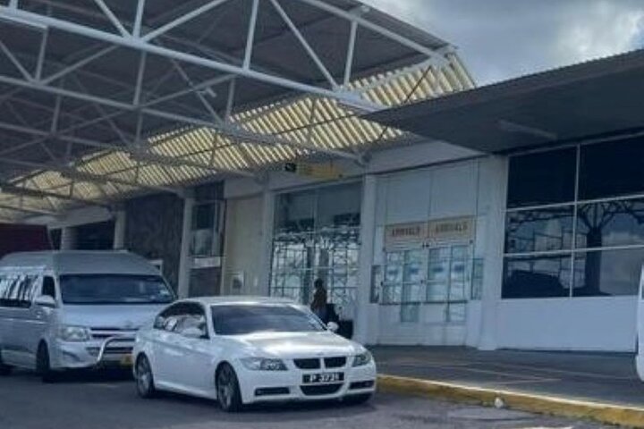 St Kitts & Nevis Airport Roundtrip Transfers
