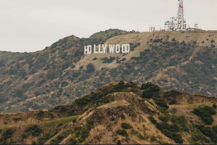 Best of Los Angeles Guided City Tour with 4 Stops & Free Time