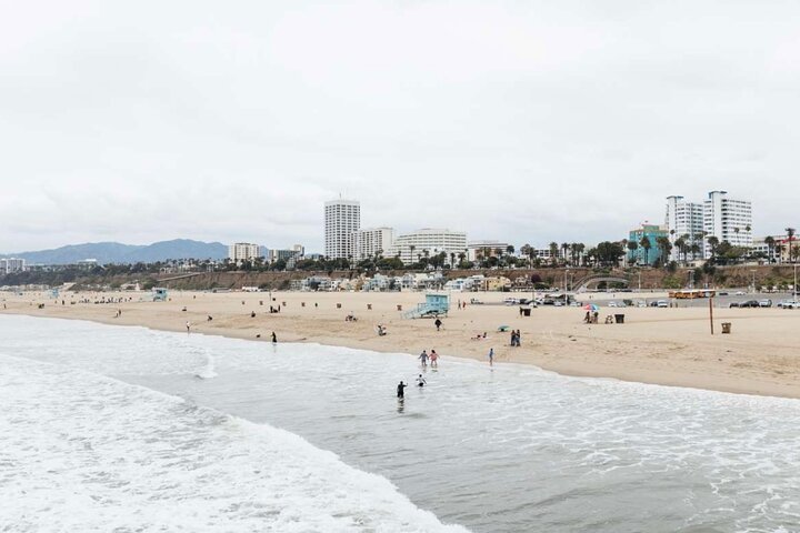 Best of Los Angeles Guided City Tour with 4 Stops & Free Time