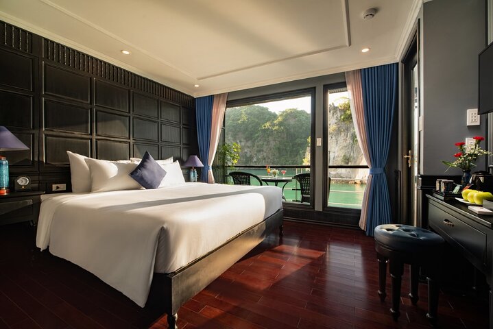 2-Day Ha Long-Lan Ha Bay-Bai Tu Long Bay 5 Star Cruises & Balcony