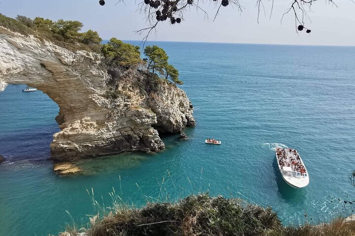 Desirèe experience. Visit the South Coast of Vieste