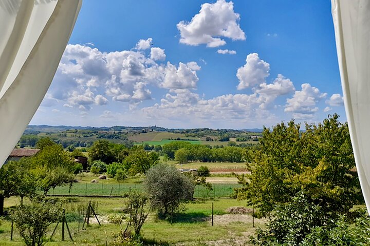 Fresh pasta with a view near Asti – Langhe, Roero, Monferrato