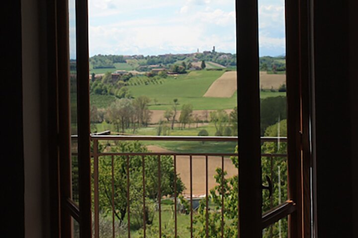 Fresh pasta with a view near Asti – Langhe, Roero, Monferrato