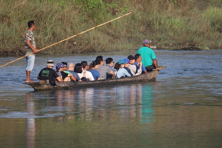 Jungle Towernight Stay: 4-Day Tour in Chitwan National Park