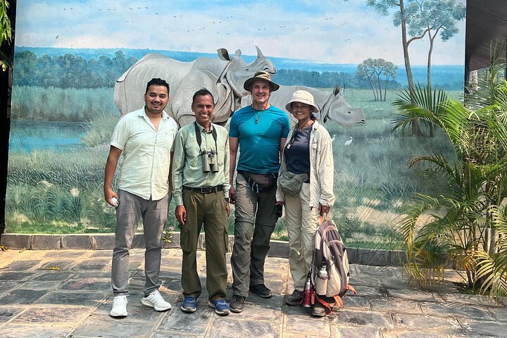 Jungle Towernight Stay: 4-Day Tour in Chitwan National Park