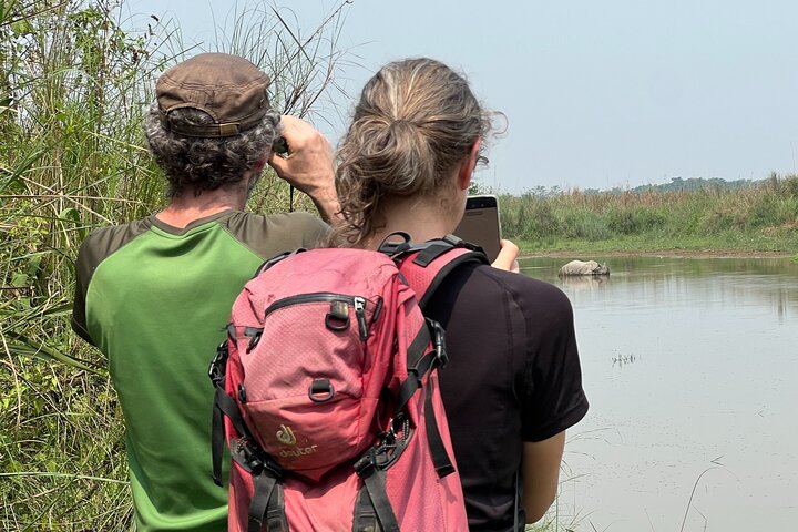 Jungle Towernight Stay: 4-Day Tour in Chitwan National Park