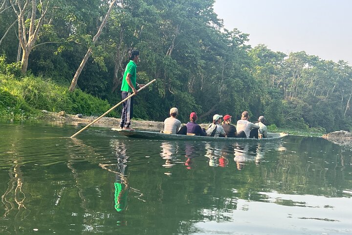 Jungle Towernight Stay: 4-Day Tour in Chitwan National Park