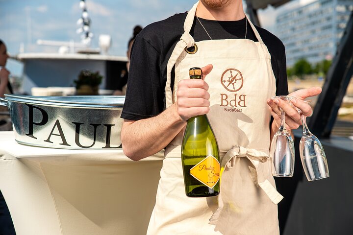 Unlimited Prosseccoo, Beer, Aperol & Limoncello Spritz Cruise