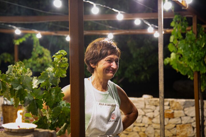 Wine Experience: vineyard, wines and food