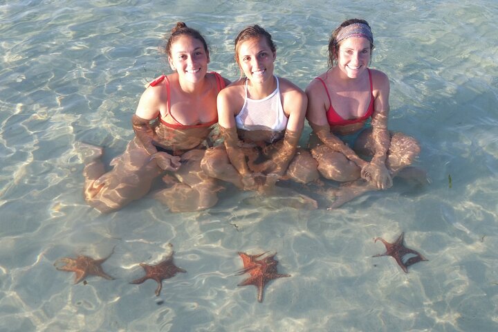 Private boat charter in Grand Cayman