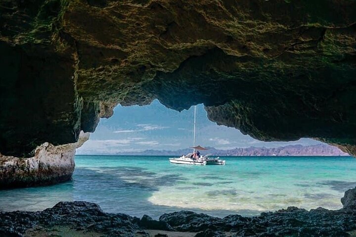 Snorkeling Catamaran Island Cruise