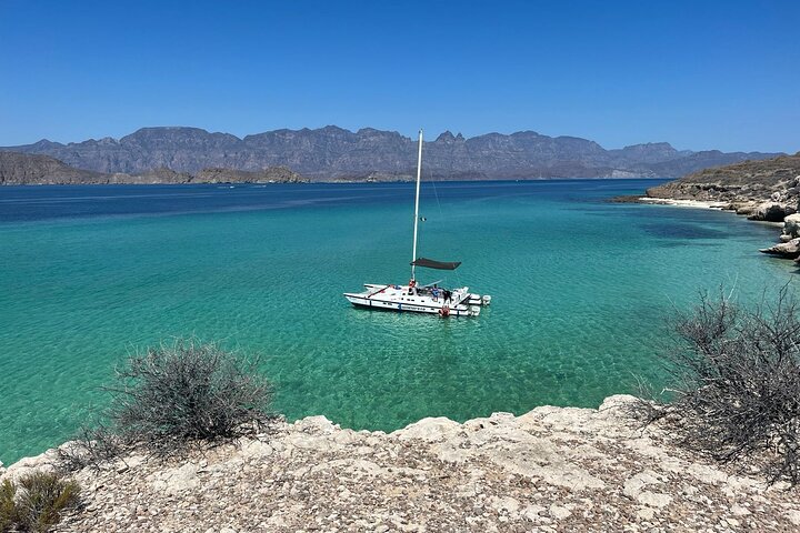 Snorkeling Catamaran Island Cruise