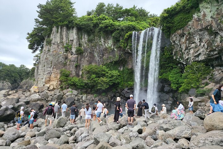 Private Half Day South and West Tour in Jeju Island