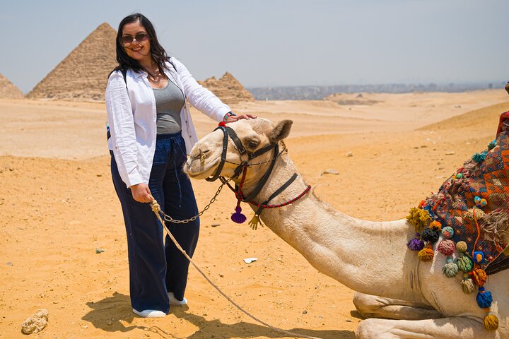 Half Day Tour Giza Pyramids& Great Sphinx with Private Tour Guide