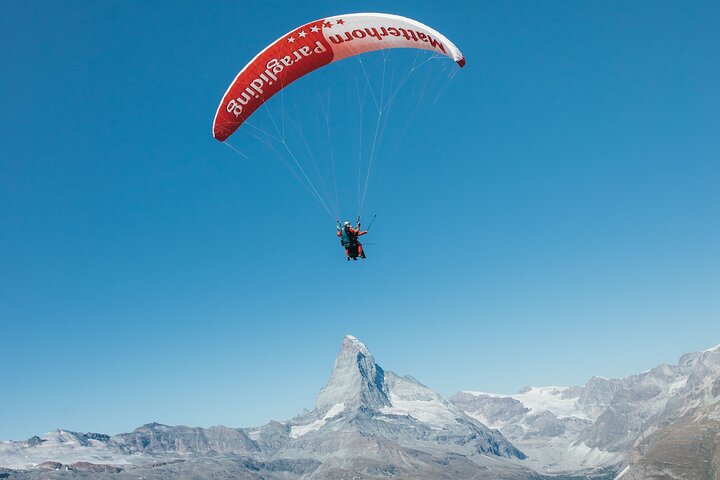 Zermatt Paragliding Tandem Flight with Matterhorn View (20–25min)