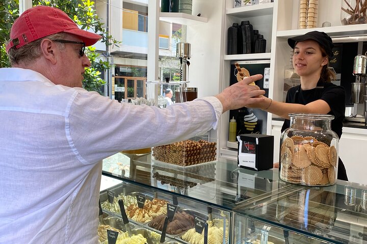 Food and Wine Walking Tour of Pescara with 5 Tastings