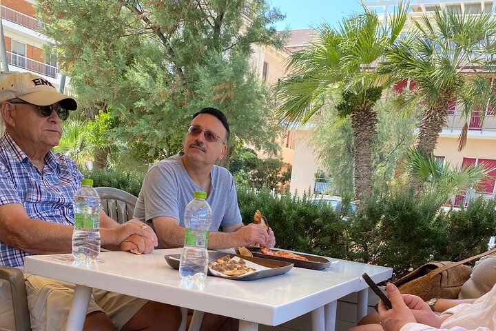 Food and Wine Walking Tour of Pescara with 5 Tastings