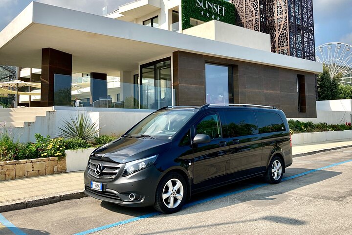 Transfer Palermo Airport - Cefalu or vice versa (1 trip)