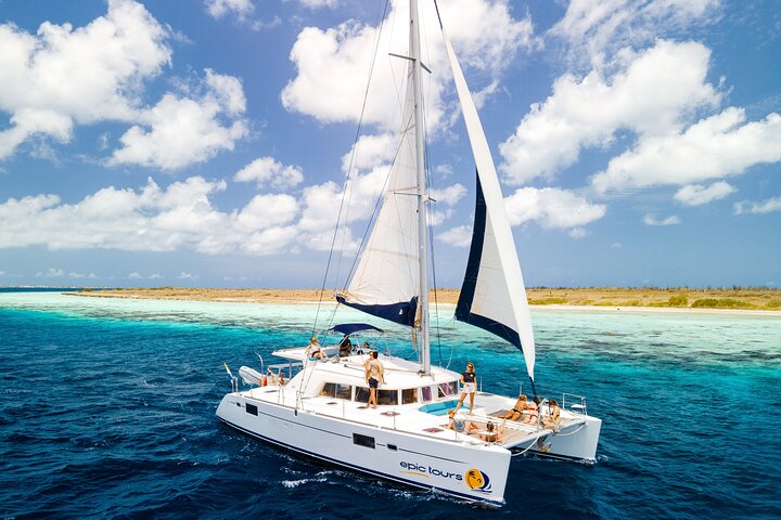 Chill and Grill Catamaran Tour in Bonaire