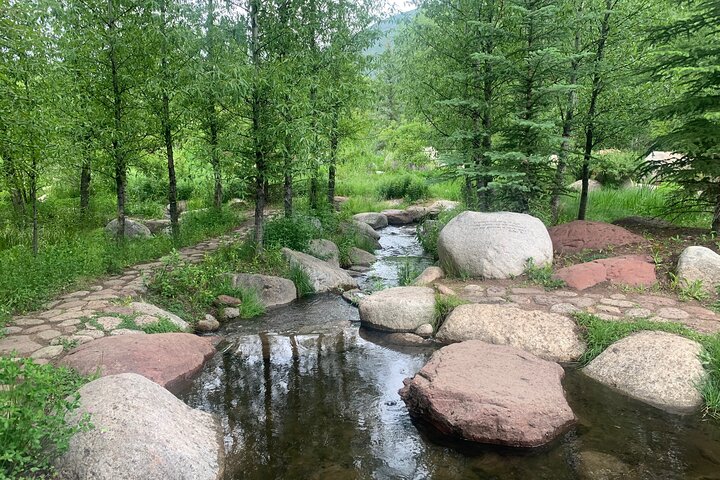 Leisure Hike - East Aspen Hunter Creek