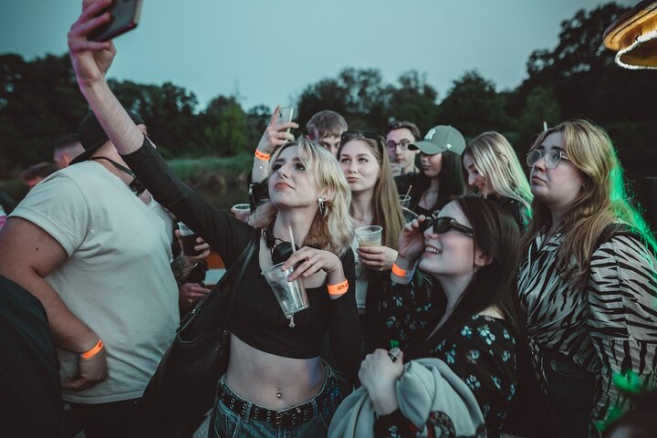 Boat Party in Wroclaw with Unlimited Drinks