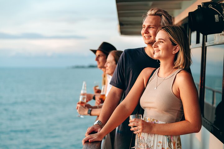 Darwin Harbour Gaze and Graze Sunset Cruise