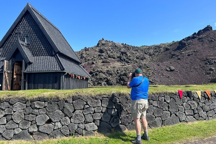 PRIVATE 2-Hours Tour - Westman Islands with a local in a BMW X5