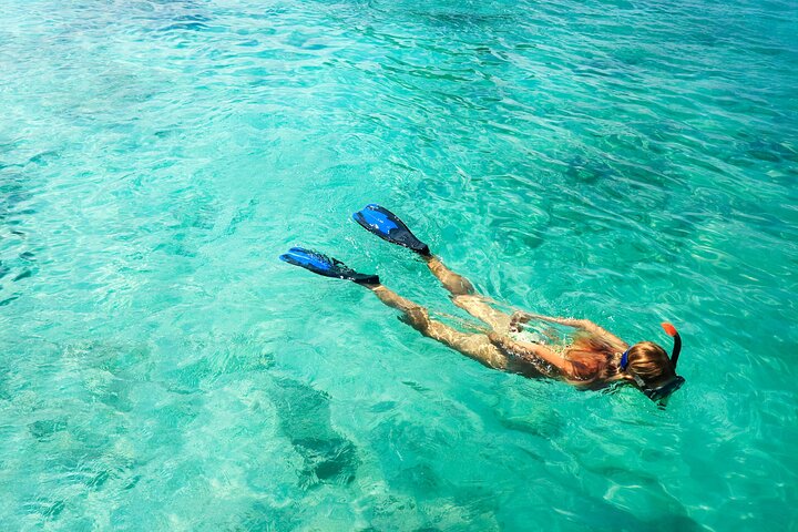 Private Longtail Boat Tour to Hong Islands