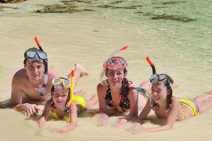 Private Longtail Boat Tour to Hong Islands