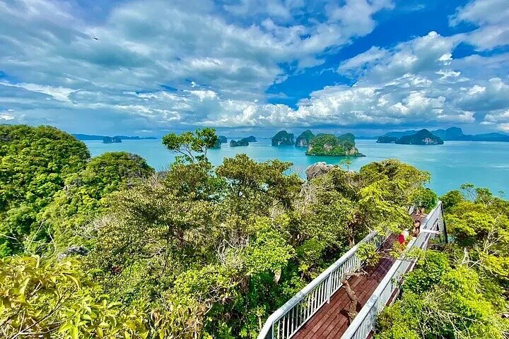 Private Longtail Boat Tour to Hong Islands