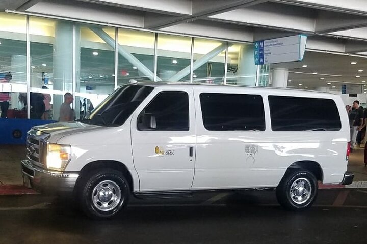 Private Transfer from Shimonoseki Cruise Port to Fukuoka Hotels