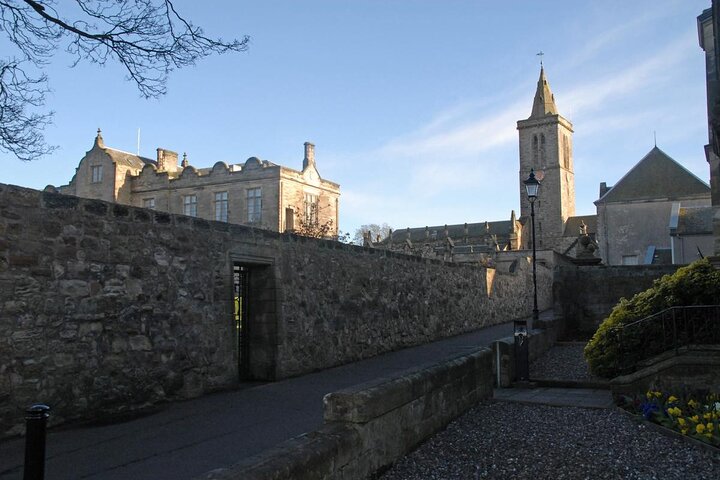 Private Historic Walking Tour in St. Andrews Old Town