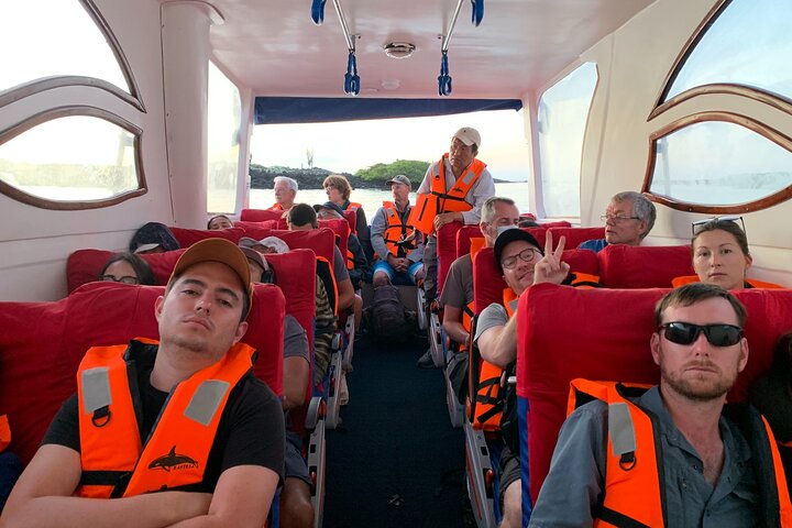 Maritime transfer between the Galapagos Islands