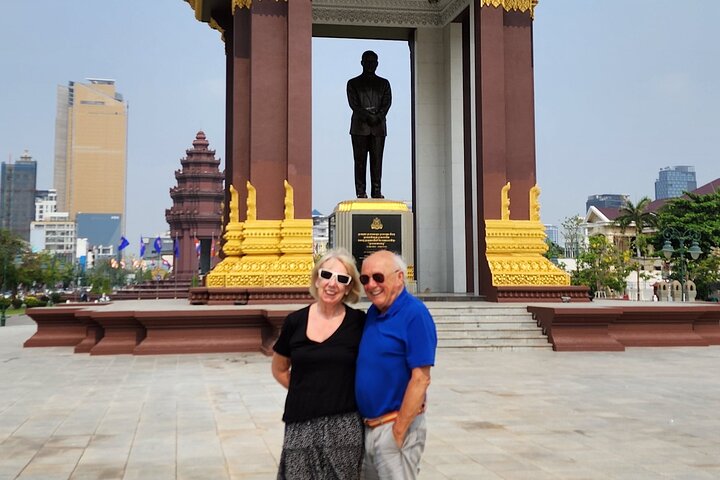 Visit 11 Places in One Day including S21 & Killing Field