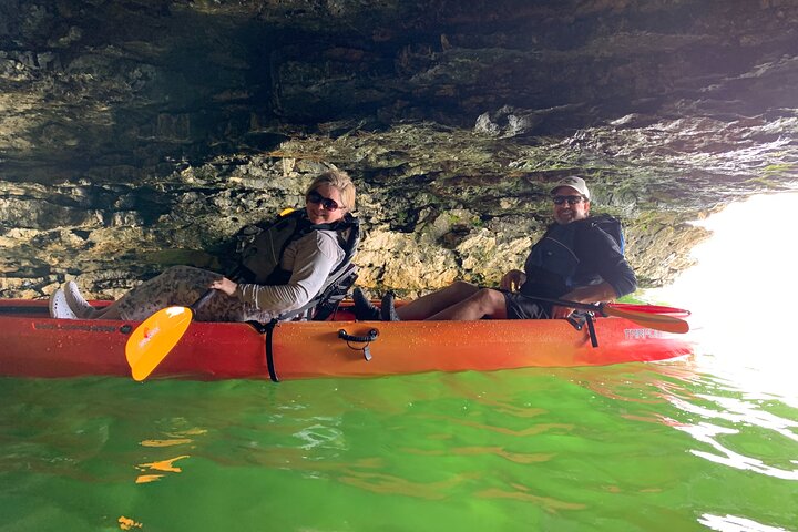 Cave Point Kayak Tour