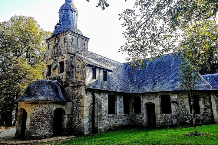 Honfleur's Landmarks & Gems E-Bike Tour