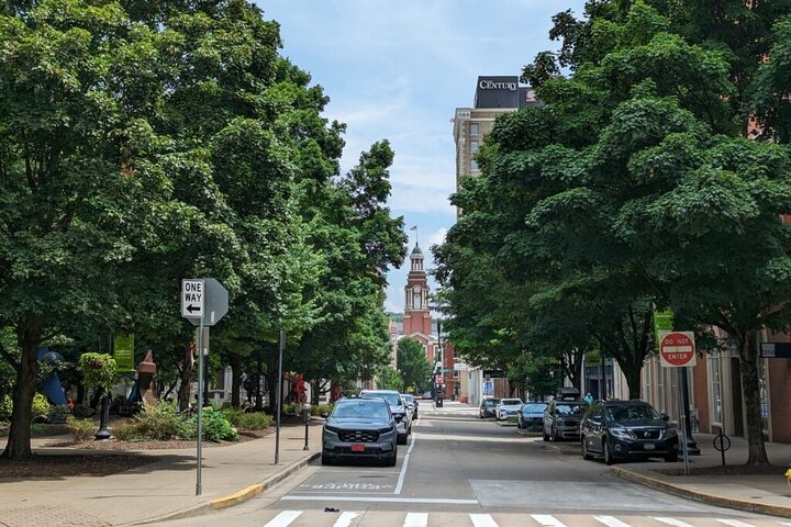 Knoxville Scavenger Hunt Walking Tour and Game