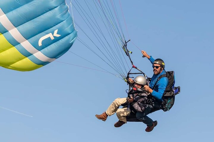 Paragliding Flight in Nazaré
