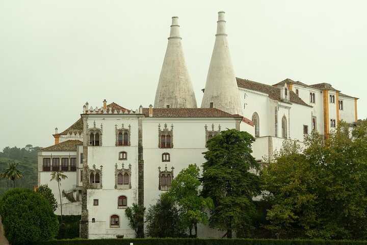 Group Tour to Sintra, Pena, Regaleira, Cabo da Roca & Cascais