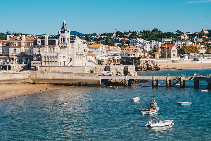 Group Tour to Sintra, Pena, Regaleira, Cabo da Roca & Cascais