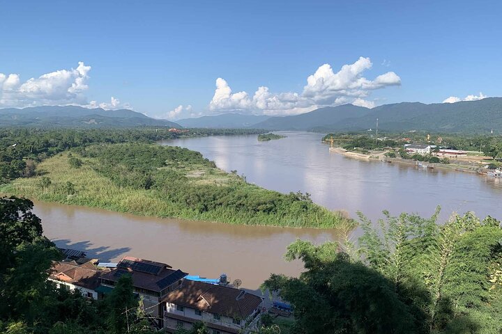 Full Day Group Tour in Chiang Rai