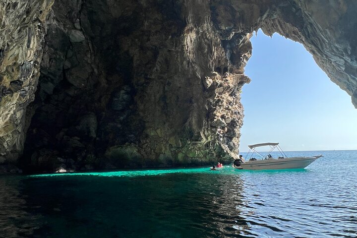 Pelion Boat Trip to "Poseidon's Caves"