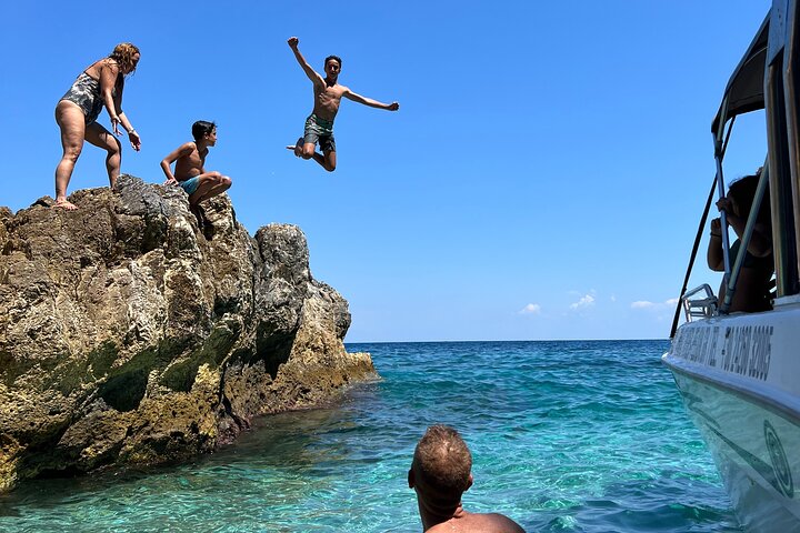 East Pelion Mini Boat Tour